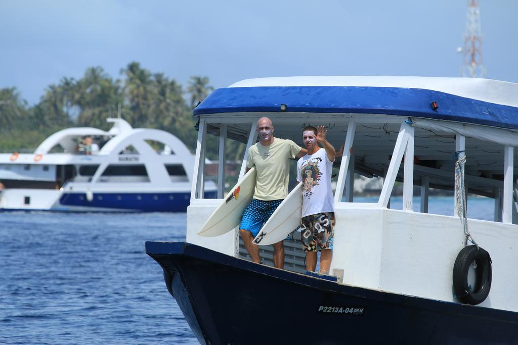 Natural Surf House Himmafushi Bagian luar foto